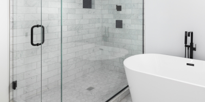 Glas douchewand op maat: de beste keuzes voor jouw badkamer